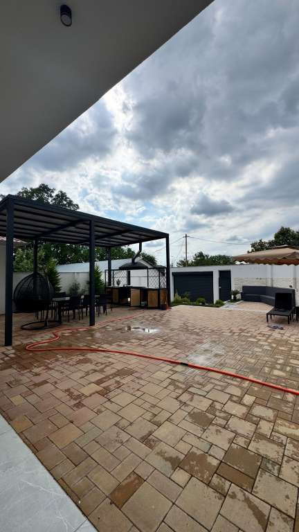 Qəbələ Qəbələ, Azerbaycan günlük kirayə Həyət evi / Villa 500 AZN-a 4 otaqlı