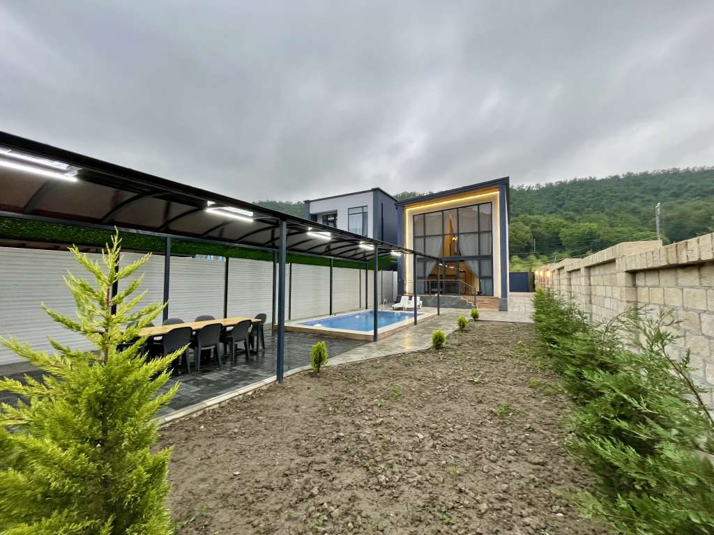 Quba 8CWF+M6 Гечреш, Азербайджан günlük kirayə Həyət evi / Villa 280 AZN-a 4 otaqlı