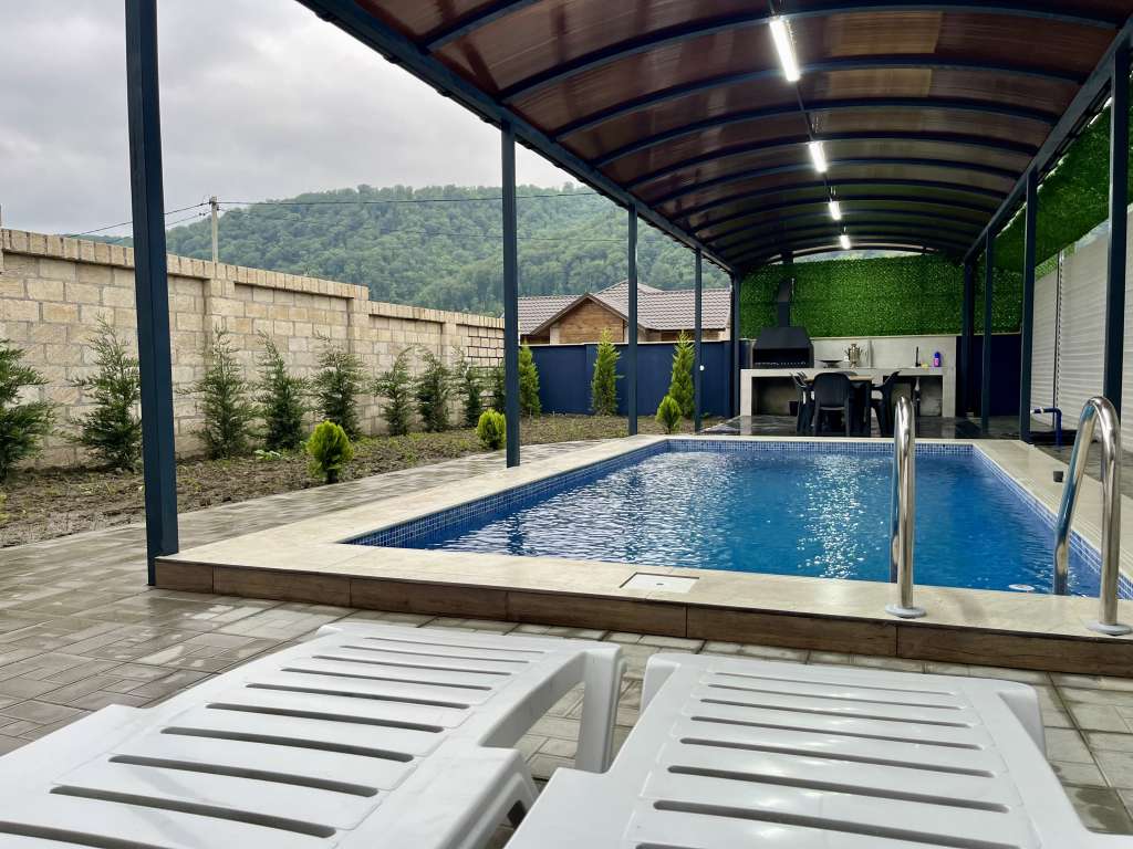 Quba 8CWF+M6 Гечреш, Азербайджан günlük kirayə Həyət evi / Villa 280 AZN-a 4 otaqlı