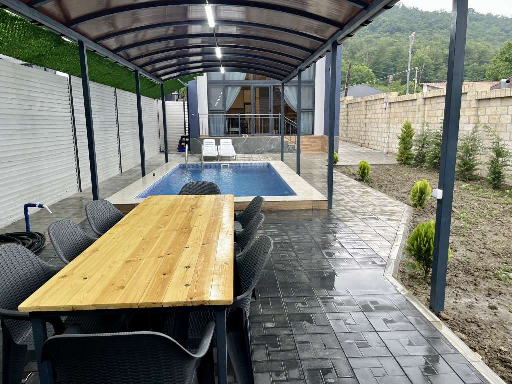 Quba 8CWF+M6 Гечреш, Азербайджан günlük kirayə Həyət evi / Villa 280 AZN-a 4 otaqlı
