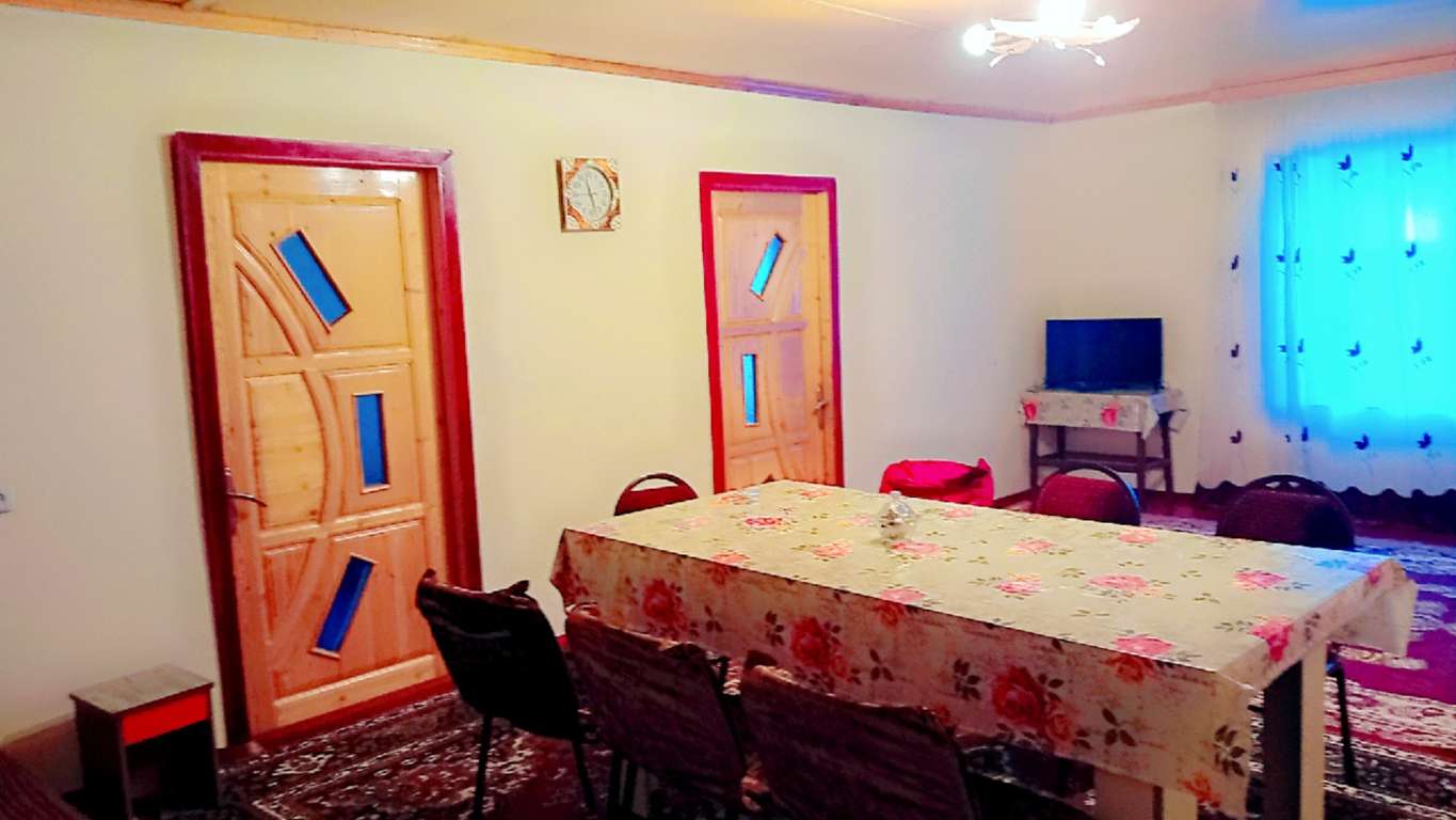 Lerik Sipyəreğon kəndi günlük kirayə Həyət evi / Villa 70 AZN-a 3 otaqlı