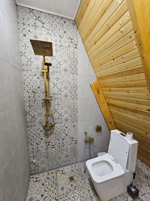 Qəbələ Qəbələ, Azerbaycan günlük kirayə Həyət evi / Villa 350 AZN-a 5 otaqlı