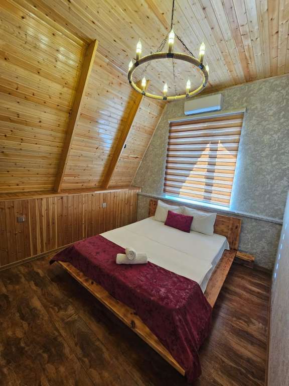 Qəbələ Qəbələ, Azerbaycan günlük kirayə Həyət evi / Villa 350 AZN-a 5 otaqlı