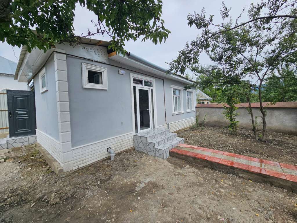 Qəbələ Qəbələ günlük kirayə Həyət evi / Villa 80 AZN-a 3 otaqlı