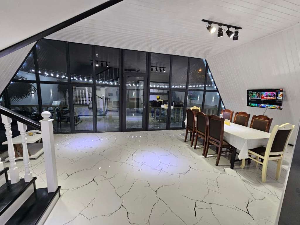 Quba Quba qecres, Qechresh, Azərbaycan günlük kirayə A-Frame 230 AZN-a 5 otaqlı