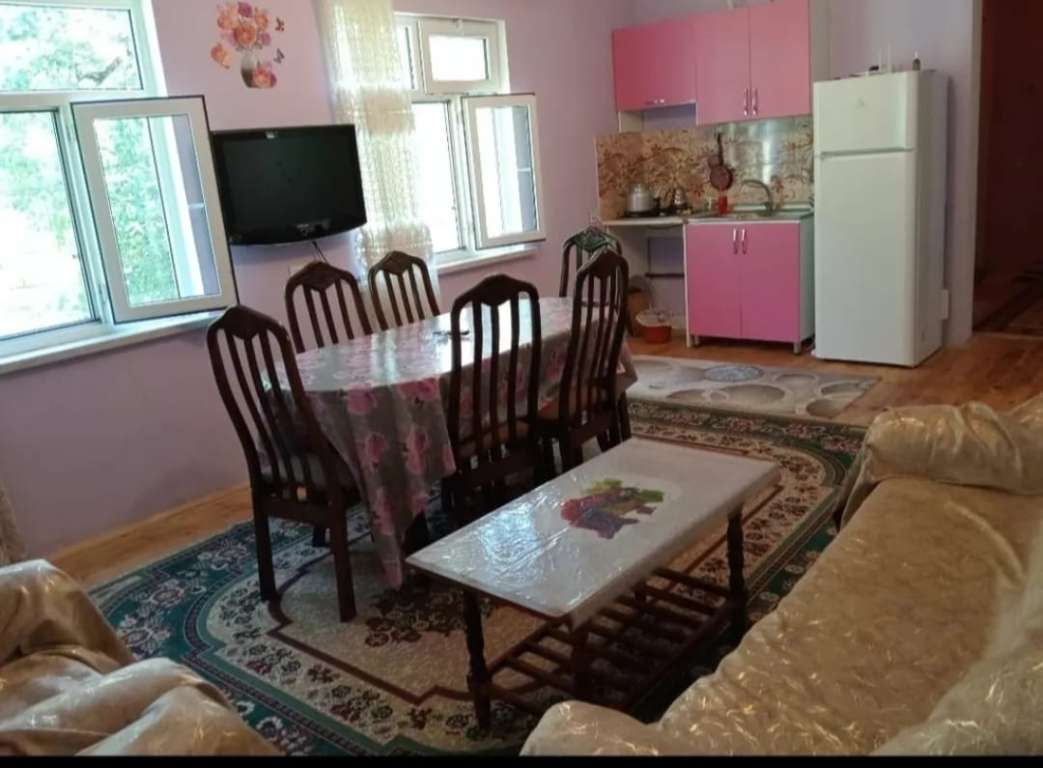 Quba Qəçrəş kənd poçt şöbəsi, Qechresh, Quba, Azerbaijan günlük kirayə Həyət evi / Villa 70 AZN-a 3 otaqlı