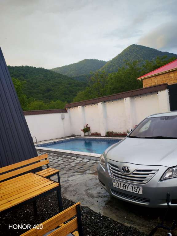 Qəbələ Qəbələ, Azerbaycan günlük kirayə Həyət evi / Villa 250 AZN-a 3 otaqlı
