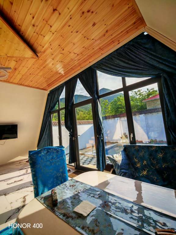 Qəbələ Qəbələ, Azerbaycan günlük kirayə Həyət evi / Villa 250 AZN-a 3 otaqlı