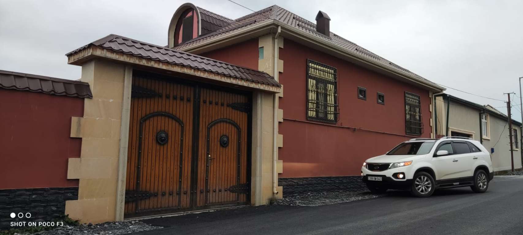 Qəbələ Qəbələ səhəri günlük kirayə Həyət evi / Villa 200 AZN-a 4 otaqlı