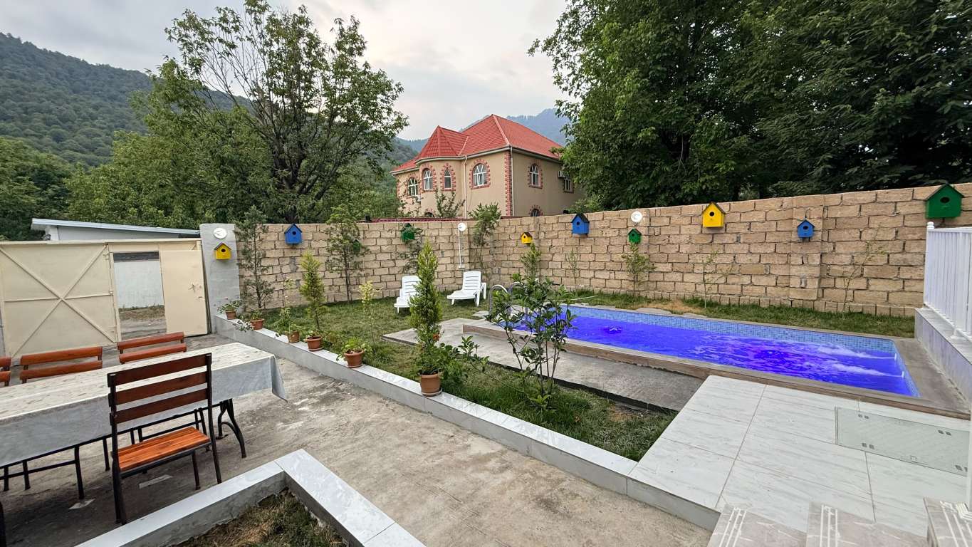 Qəbələ Qəbələ günlük kirayə Həyət evi / Villa 230 AZN-a 2 otaqlı
