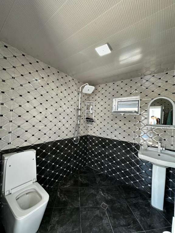 Qəbələ Qəbələ, Azerbaycan günlük kirayə Həyət evi / Villa 250 AZN-a 3 otaqlı