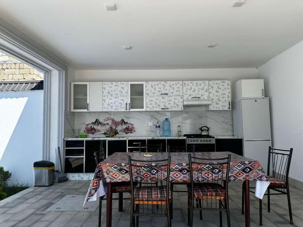Qəbələ Qəbələ, Azerbaycan günlük kirayə Həyət evi / Villa 250 AZN-a 3 otaqlı