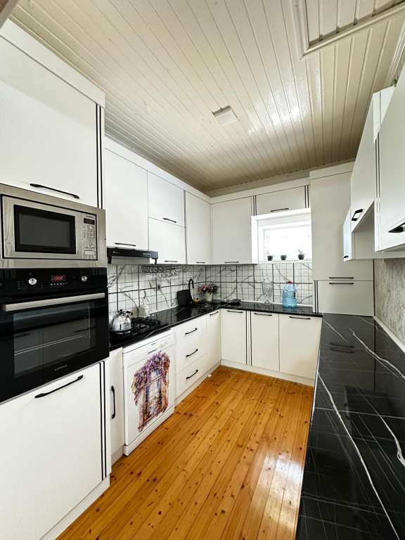 Qəbələ Qəbələ, Azerbaycan günlük kirayə Həyət evi / Villa 250 AZN-a 3 otaqlı
