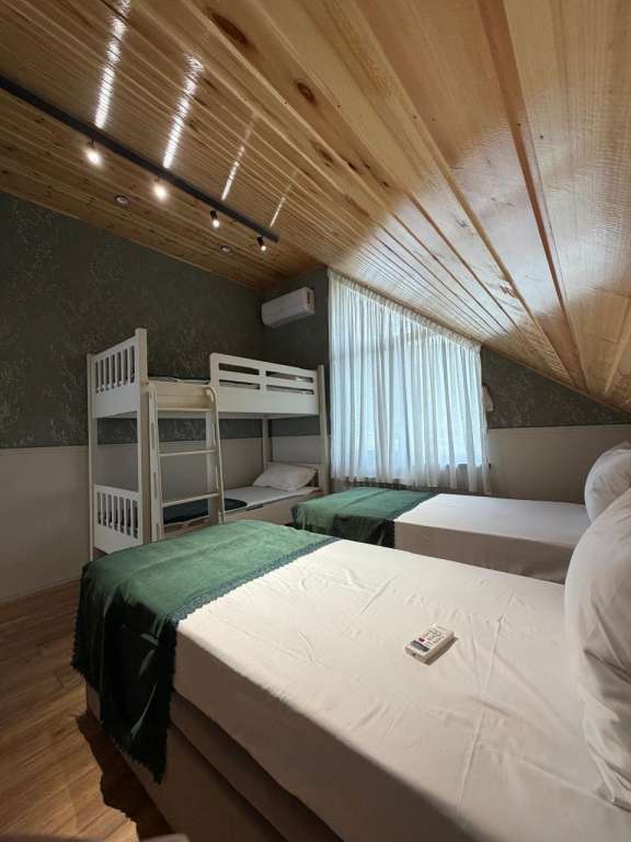 Qəbələ Qəbələ günlük kirayə Həyət evi / Villa 350 AZN-a 4 otaqlı