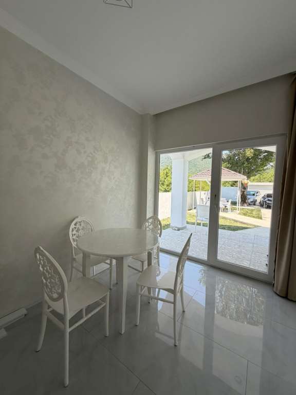 Qəbələ Qəbələ günlük kirayə Həyət evi / Villa 300 AZN-a 4 otaqlı