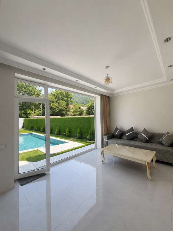 Qəbələ Qəbələ günlük kirayə Həyət evi / Villa 300 AZN-a 4 otaqlı