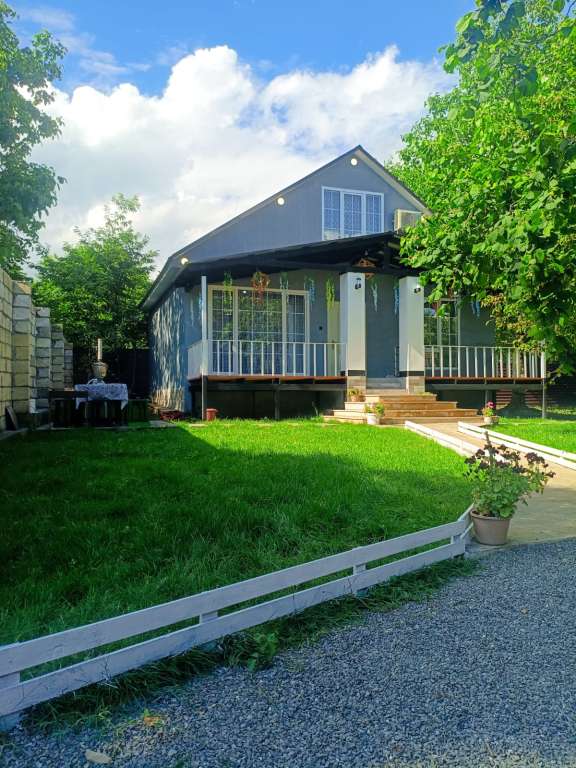 Qəbələ Bum, Qəbələ, Azerbaycan günlük kirayə Həyət evi / Villa 130 AZN-a 4 otaqlı