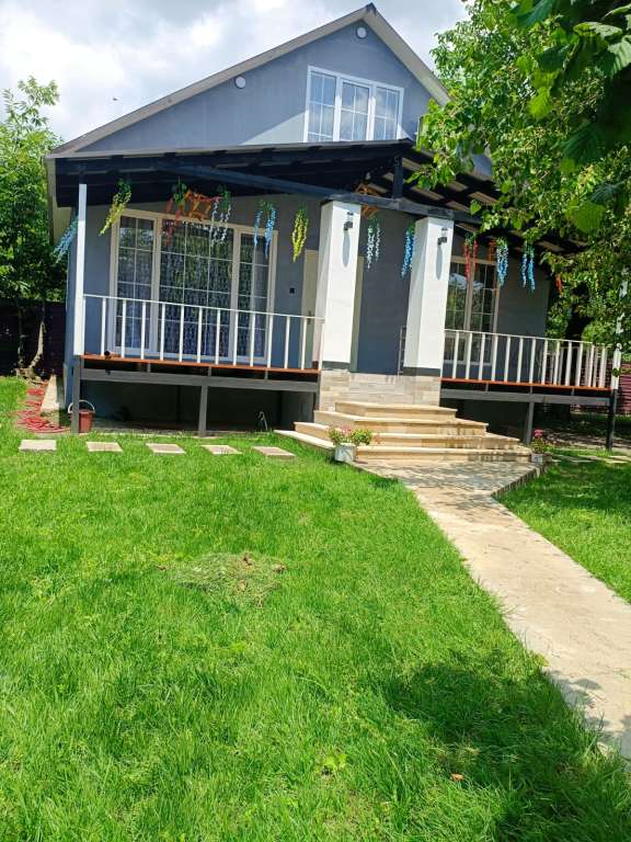Qəbələ Bum, Qəbələ, Azerbaycan günlük kirayə Həyət evi / Villa 130 AZN-a 4 otaqlı