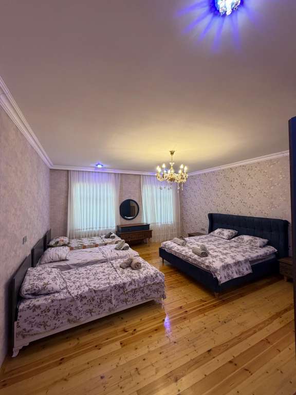 Qəbələ Qəbələ günlük kirayə Həyət evi / Villa 400 AZN-a 5 otaqlı