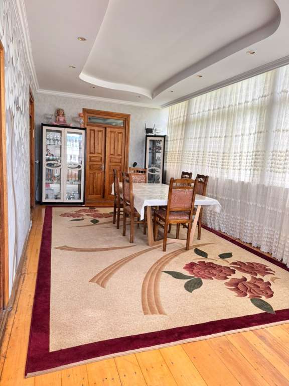 Qəbələ Qəbələ, Azerbaycan günlük kirayə Həyət evi / Villa 70 AZN-a 4 otaqlı