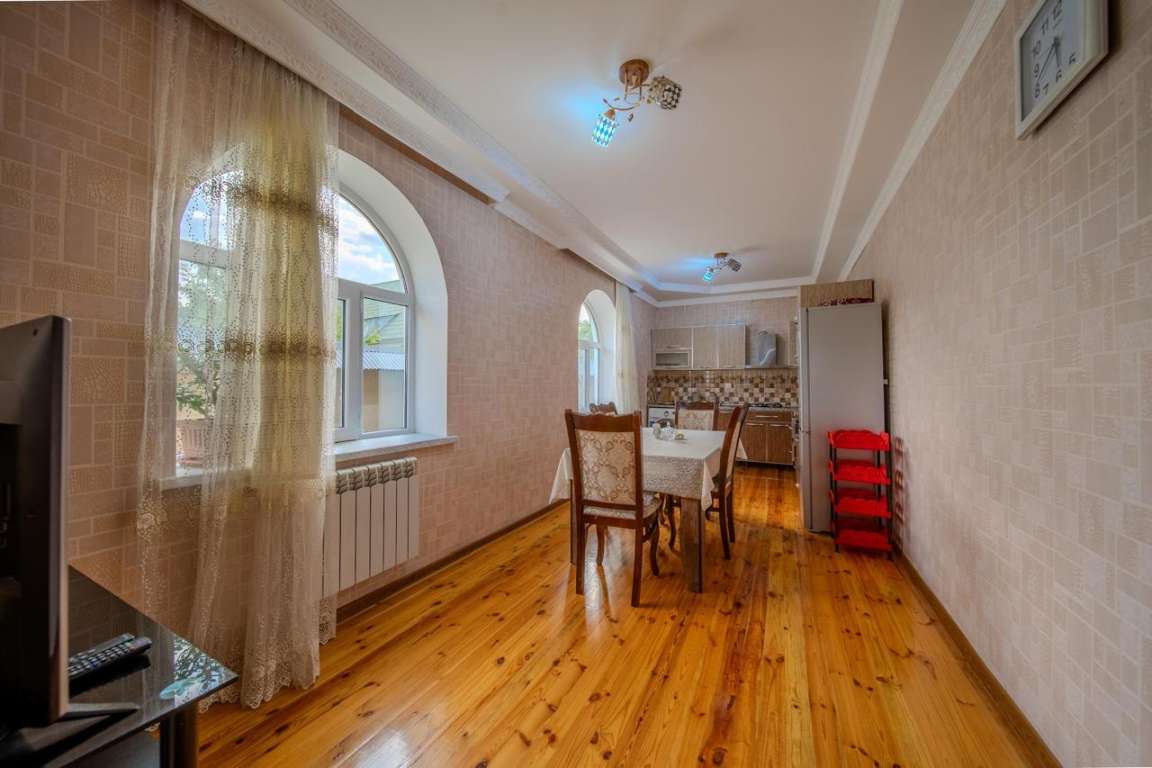 Qəbələ Qəbələ günlük kirayə Həyət evi / Villa 260 AZN-a 3 otaqlı
