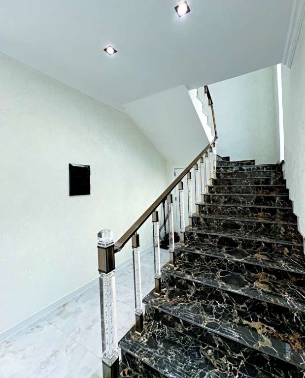 Qəbələ Qəbələ, Azerbaycan günlük kirayə Həyət evi / Villa 500 AZN-a 6 otaqlı