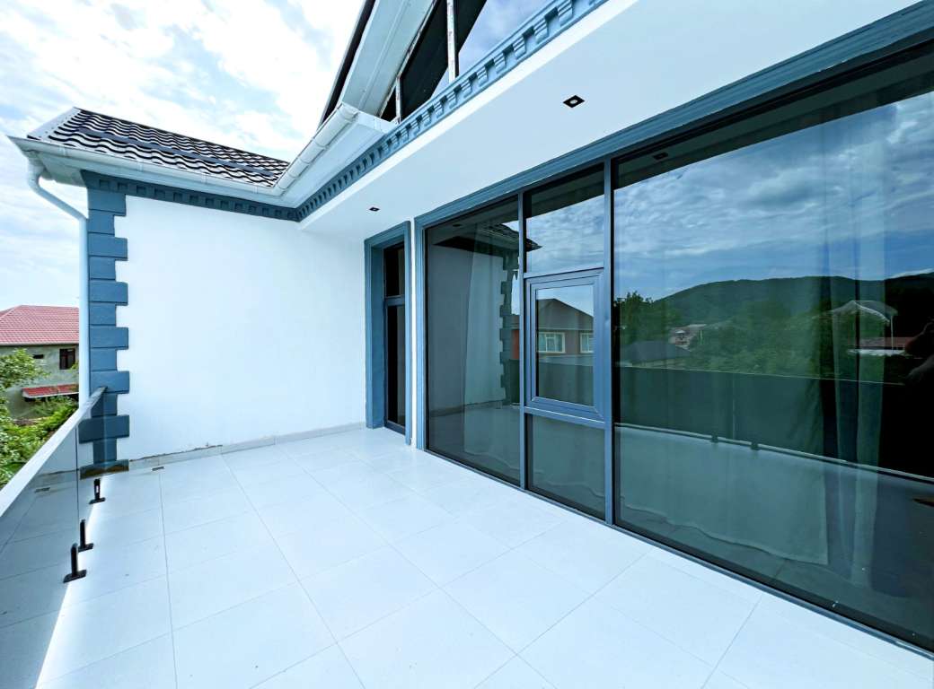 Qəbələ Qəbələ, Azerbaycan günlük kirayə Həyət evi / Villa 500 AZN-a 6 otaqlı