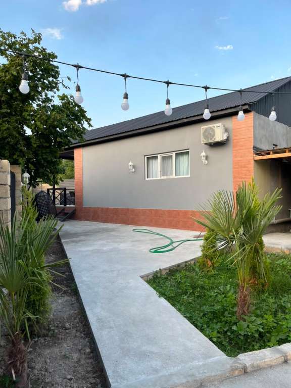 Qəbələ Qəbələ, Azerbaycan Azərbaycanda günlük kirayə Həyət evi / Villa 150 AZN-a 2 otaqlı
