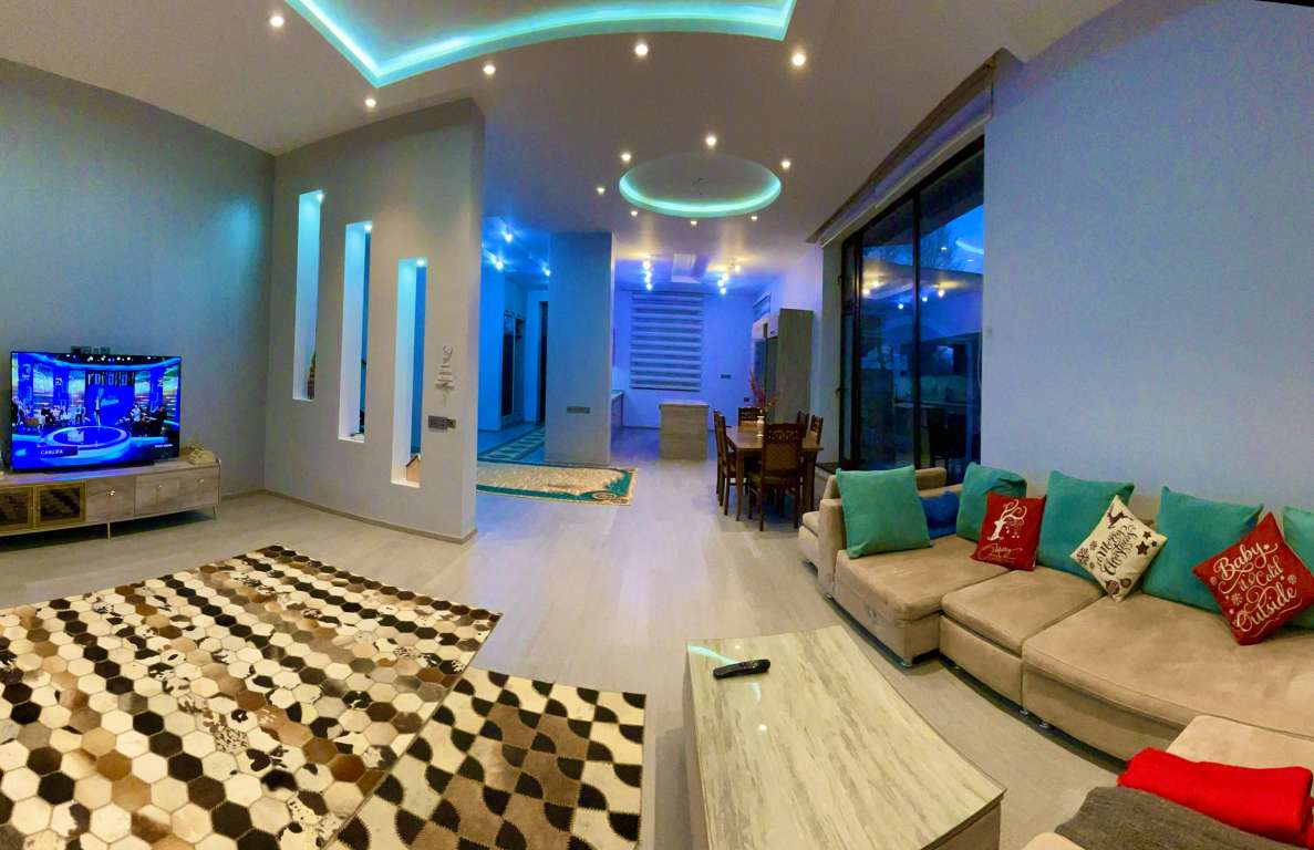 Qəbələ Qəbələ, Azerbaycan günlük kirayə Həyət evi / Villa 450 AZN-a 4 otaqlı