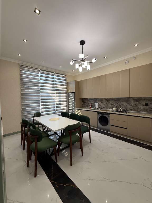 Qəbələ Qəbələ günlük kirayə Həyət evi / Villa 450 AZN-a 4 otaqlı