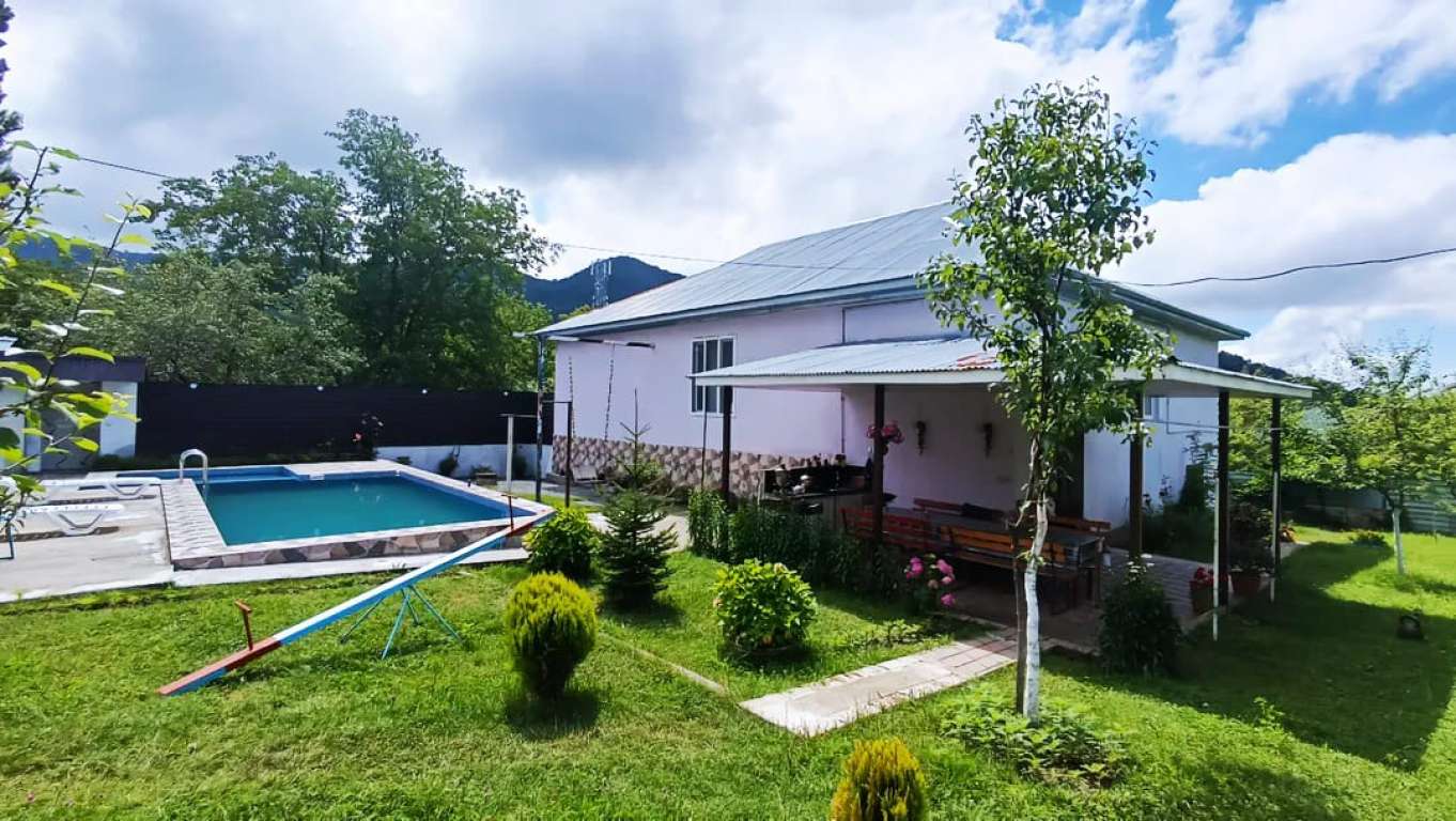 Qəbələ Qəbələ Azərbaycanda günlük kirayə Həyət evi / Villa 230 AZN-a 3 otaqlı