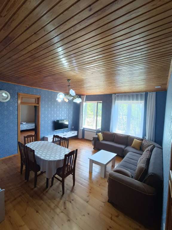 Qəbələ Qəbələ günlük kirayə Həyət evi / Villa 230 AZN-a 3 otaqlı
