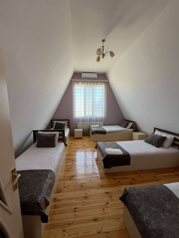 Qəbələ Qebele Asan Xidmet، Gebele, Azerbaijan günlük kirayə A-Frame 250 AZN-a 4 otaqlı