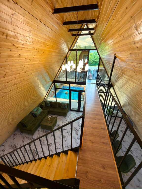 Qəbələ WWR2+XG Nohurqishlaq, Azerbaycan günlük kirayə A-Frame 250 AZN-a 3 otaqlı