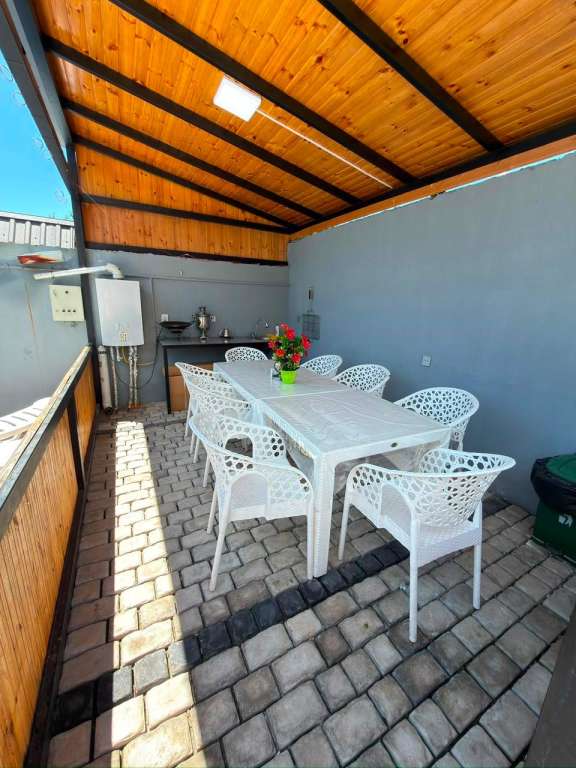 Qəbələ WWR2+XG Nohurqishlaq, Azerbaycan günlük kirayə A-Frame 250 AZN-a 3 otaqlı