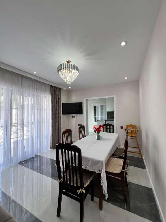 Qəbələ Qəbələ, Azerbaycan günlük kirayə Həyət evi / Villa 250 AZN-a 3 otaqlı