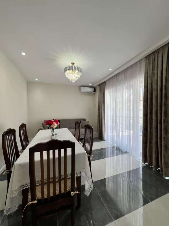 Qəbələ Qəbələ, Azerbaycan günlük kirayə Həyət evi / Villa 250 AZN-a 3 otaqlı