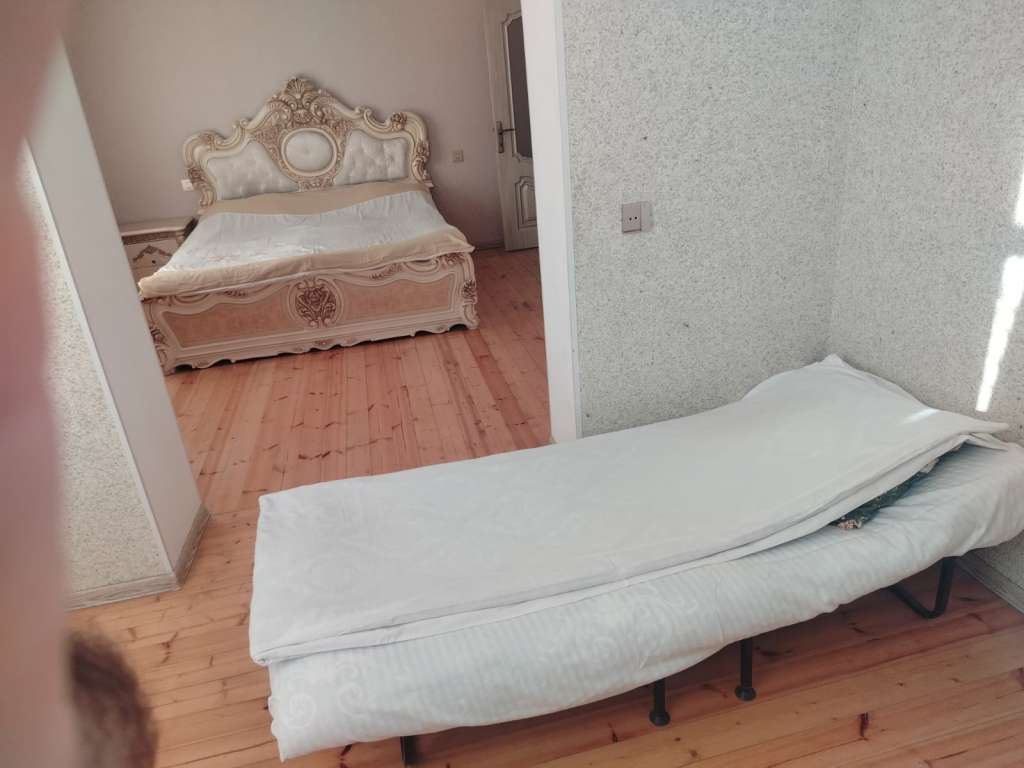 Qəbələ Qəbələ, Azerbaycan günlük kirayə Həyət evi / Villa 250 AZN-a 5 otaqlı