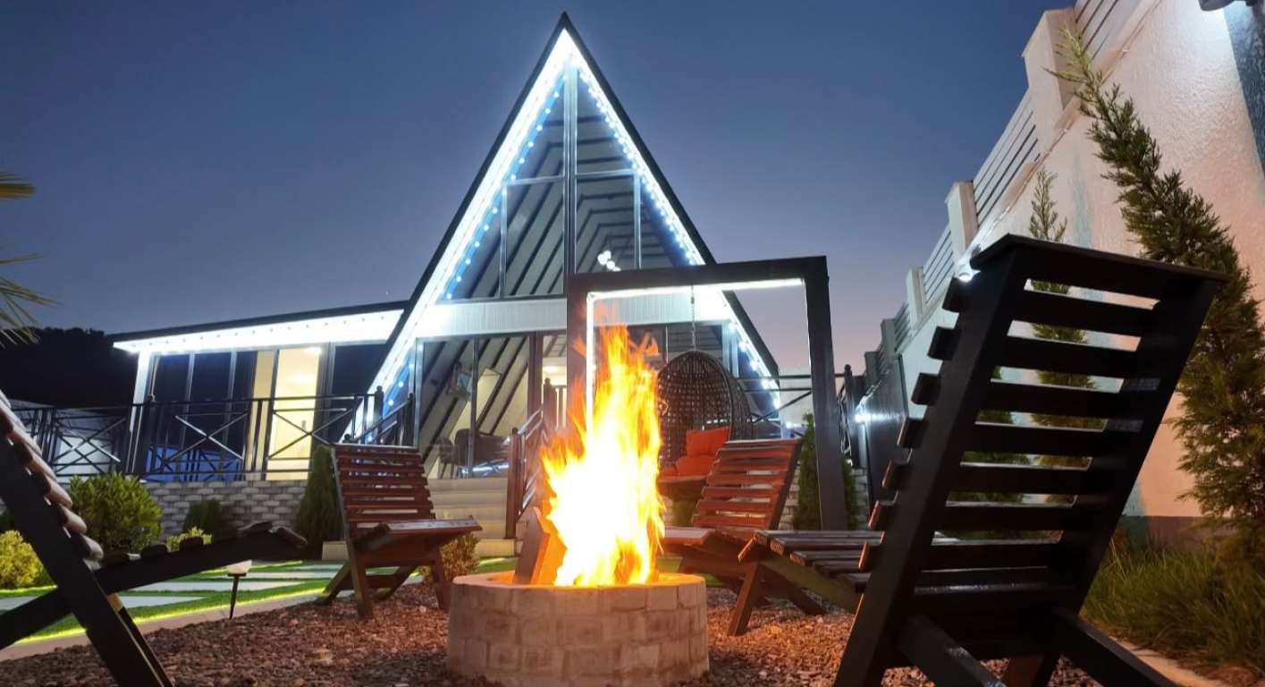 Qəbələ Qəbələ, Azerbaycan günlük kirayə Həyət evi / Villa 300 AZN-a 4 otaqlı