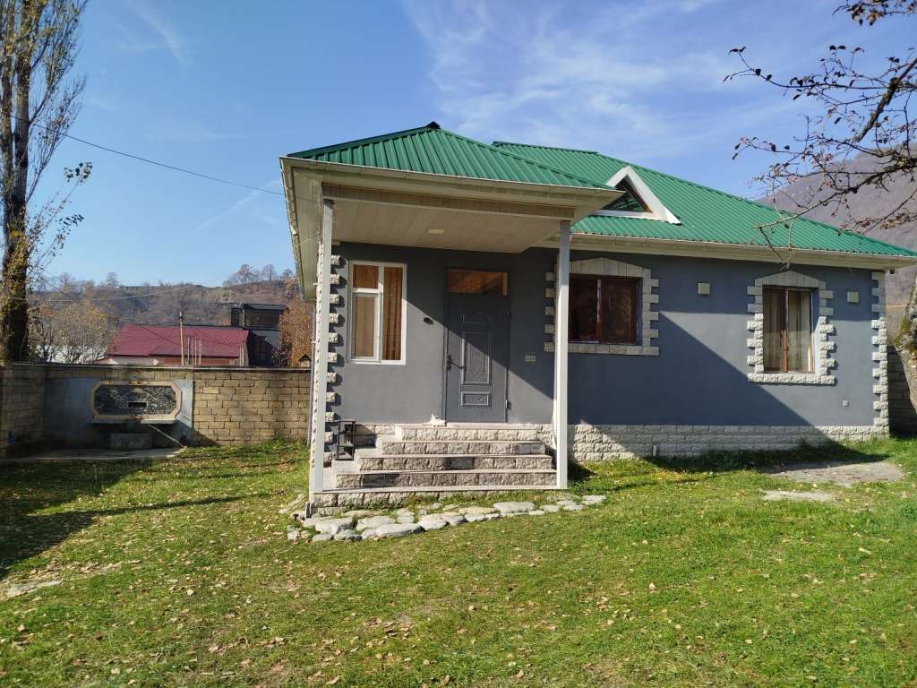 Qəbələ XXJ2+89 Vandam, Azerbaycan Azərbaycanda günlük kirayə Həyət evi / Villa 60 AZN-a 2 otaqlı