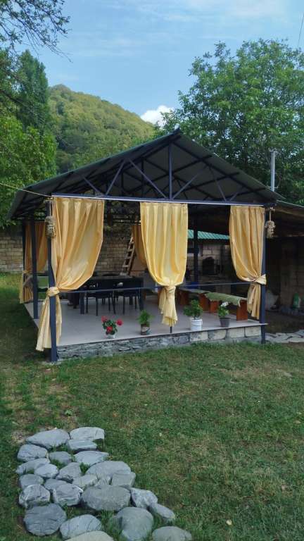 Qəbələ XXJ2+89 Vandam, Azerbaycan günlük kirayə Həyət evi / Villa 60 AZN-a 2 otaqlı