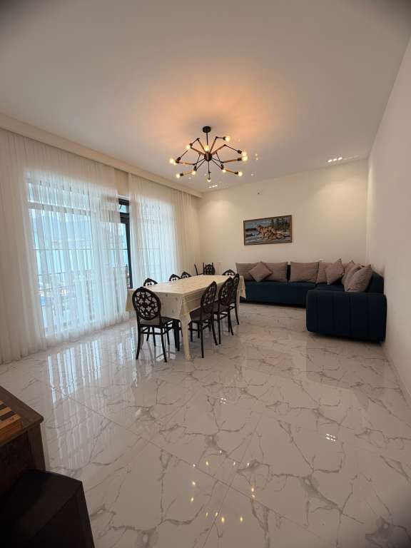 Qəbələ Qəbələ, Azerbaycan günlük kirayə Həyət evi / Villa 250 AZN-a 4 otaqlı