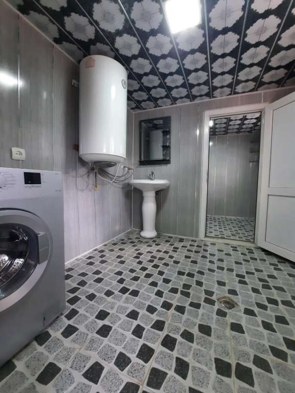Şəki I. Hemidov günlük kirayə Həyət evi / Villa 70 AZN-a 3 otaqlı