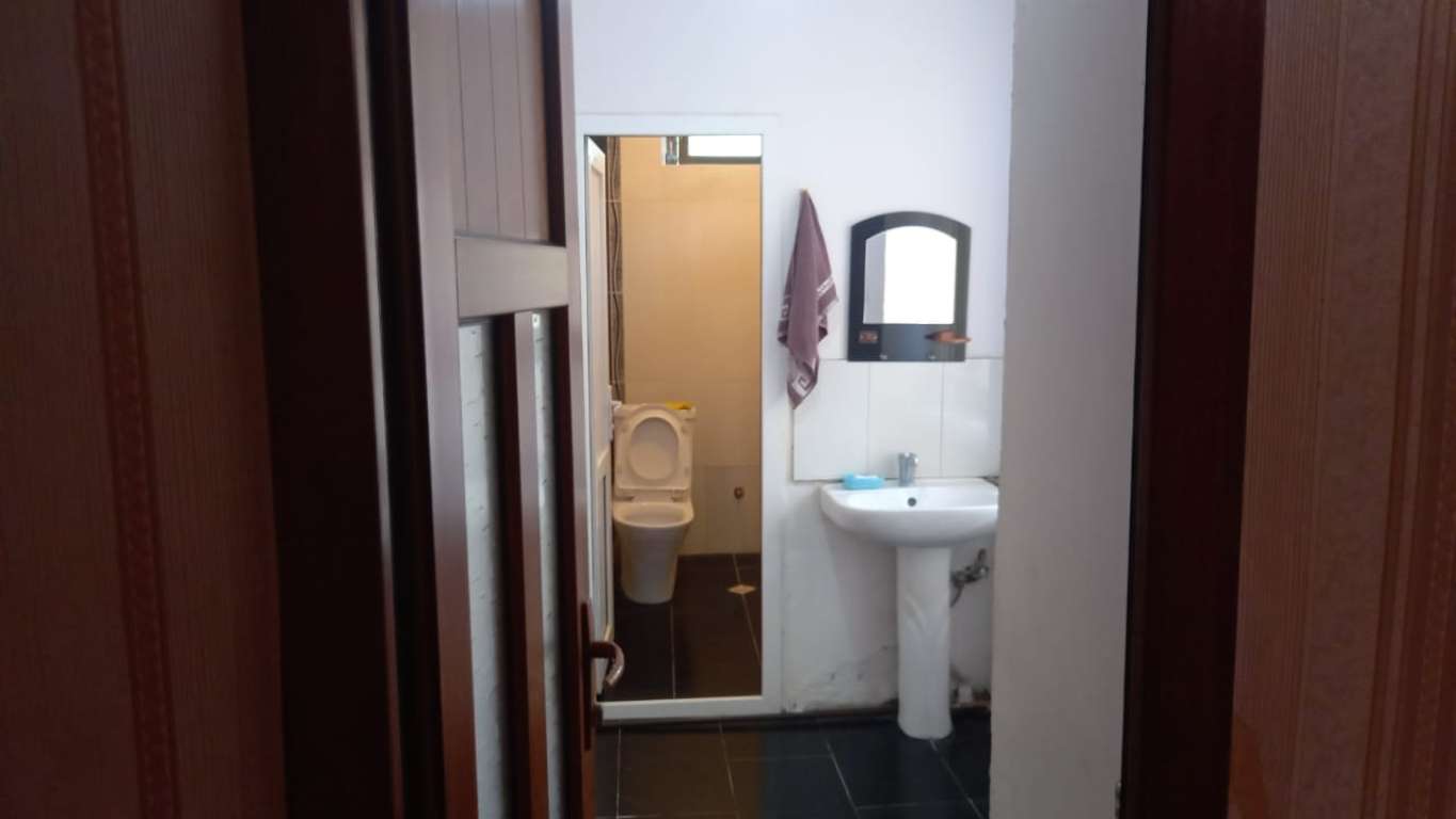 Qəbələ Qəbələnd 1km məsafədə günlük kirayə Həyət evi / Villa 90 AZN-a 4 otaqlı