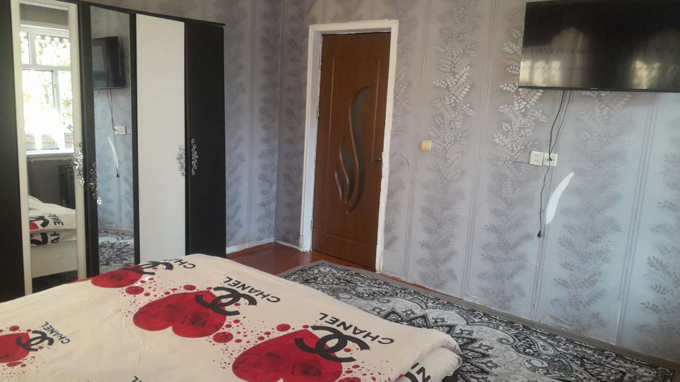 Qəbələ Qəbələnd 1km məsafədə günlük kirayə Həyət evi / Villa 90 AZN-a 4 otaqlı