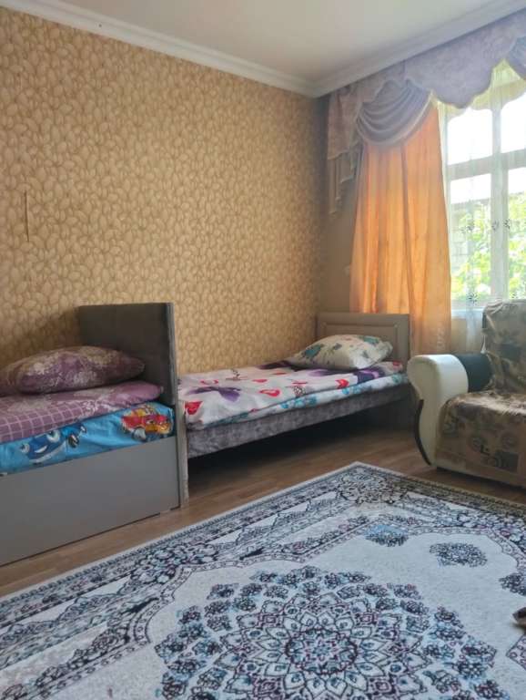 Qəbələ Qəbələnd 1km məsafədə günlük kirayə Həyət evi / Villa 90 AZN-a 4 otaqlı