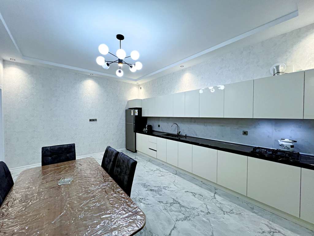 Qəbələ 28 May, Qəbələ, Azerbaycan günlük kirayə Həyət evi / Villa 200 AZN-a 5 otaqlı
