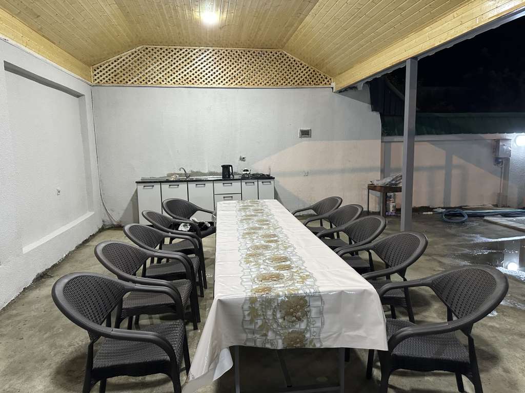 Qəbələ 28 May, Qəbələ, Azerbaycan günlük kirayə Həyət evi / Villa 200 AZN-a 5 otaqlı