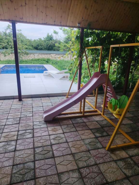 Qəbələ Qəbələ, Азербайджан günlük kirayə Həyət evi / Villa 130 AZN-a 4 otaqlı