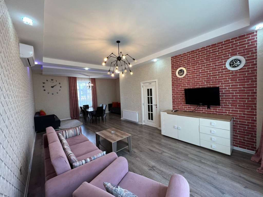 Qəbələ Qəbələ, Азербайджан günlük kirayə Həyət evi / Villa 200 AZN-a 5 otaqlı
